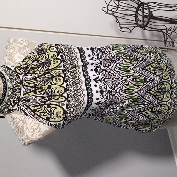 JTB Sleeveless Top - Picture 3 of 10